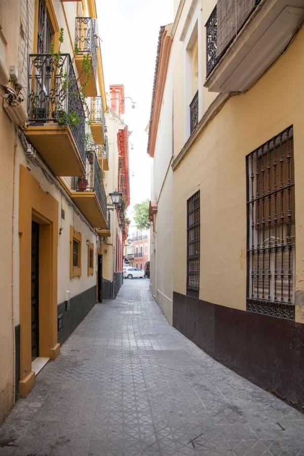Apartamento Descalzos Seville Exterior photo