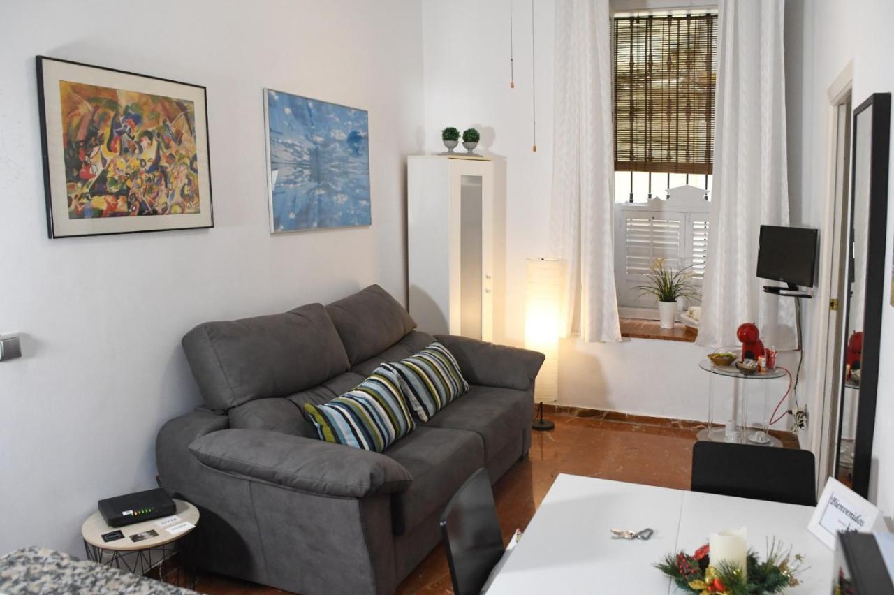 Apartamento Descalzos Seville Exterior photo